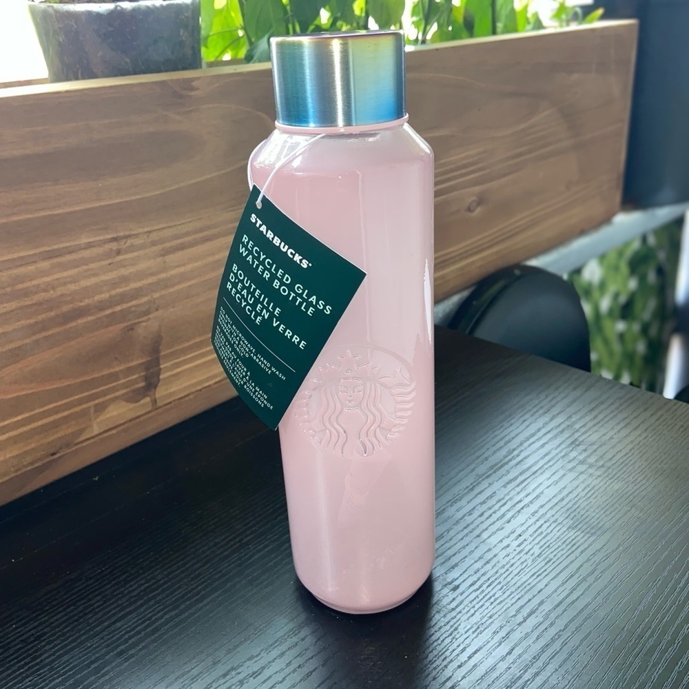 Starbucks recycle water bottle